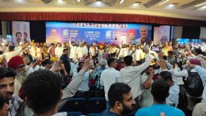 भूपेश बघेल की मौजूदगी में कांग्रेस में बवाल, लुधियाना में वड़िंग-आशू समर्थकों ने लगाए जोरदार नारे भूपेश बघेल की मौजूदगी में कांग्रेस में बवाल, लुधियाना में वड़िंग-आशू समर्थकों ने लगाए जोरदार नारे