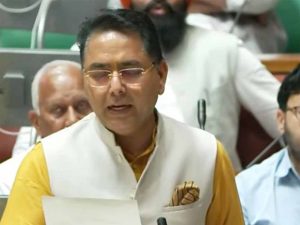 Punjab विधानसभा में गरमाई बहस, 9 बिलों पर चर्चा के बीच खैहरा के सवालों का अरोड़ा ने दिया जवाब