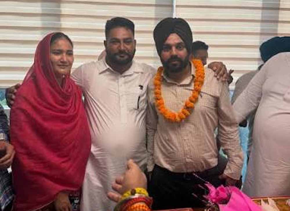 Mohali के मेयर बने T20 टीम के मालिक, खेल कारोबार में बढ़ाया अपना दायरा Mohali के मेयर बने T20 टीम के मालिक, खेल कारोबार में बढ़ाया अपना दायरा