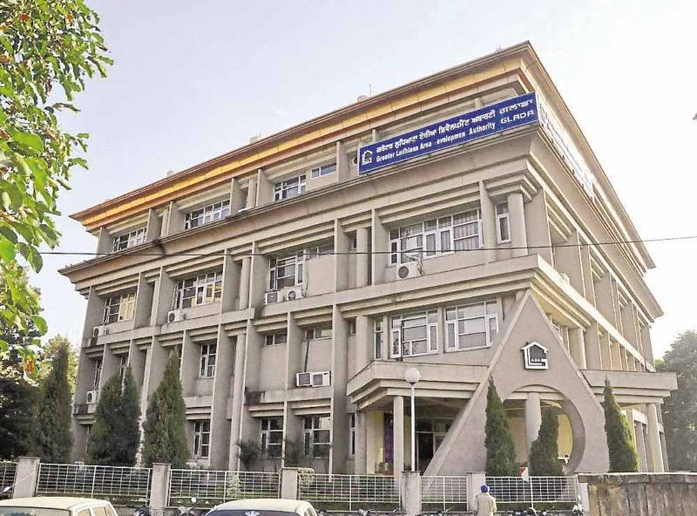 GLADA में जन्माष्टमी मेले की बोली पर विवाद, प्रक्रिया को लेकर उठे सवाल