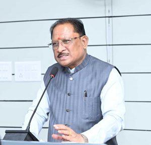 आईजीकेवी की परीक्षा में प्रश्नपत्र प्रसारित होने के मामले को मुख्यमंत्री ने लिया गंभीरता से