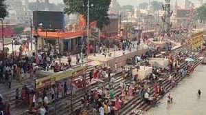 योगी सरकार की व्यवस्थाओं के बीच अयोध्या में शांतिपूर्ण संपन्न हुआ आस्था का पर्व, लाखों श्रद्धालुओं ने किया जलाभिषेक