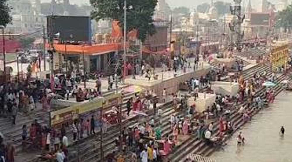 योगी सरकार की व्यवस्थाओं के बीच अयोध्या में शांतिपूर्ण संपन्न हुआ आस्था का पर्व, लाखों श्रद्धालुओं ने किया जलाभिषेक योगी सरकार की व्यवस्थाओं के बीच अयोध्या में शांतिपूर्ण संपन्न हुआ आस्था का पर्व, लाखों श्रद्धालुओं ने किया जलाभिषेक
