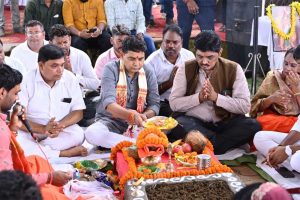 बलौदाबाजार के ऐतिहासिक विकास और युवाओं के स्वर्णिम भविष्य के लिए प्रतिबद्ध बलौदाबाजार के ऐतिहासिक विकास और युवाओं के स्वर्णिम भविष्य के लिए प्रतिबद्ध