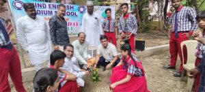 पेड़ों के बग़ैर जीवन की कल्पना नहीं की जा सकती – मिर्ज़ा एजाज़ बेग पेड़ों के बग़ैर जीवन की कल्पना नहीं की जा सकती – मिर्ज़ा एजाज़ बेग