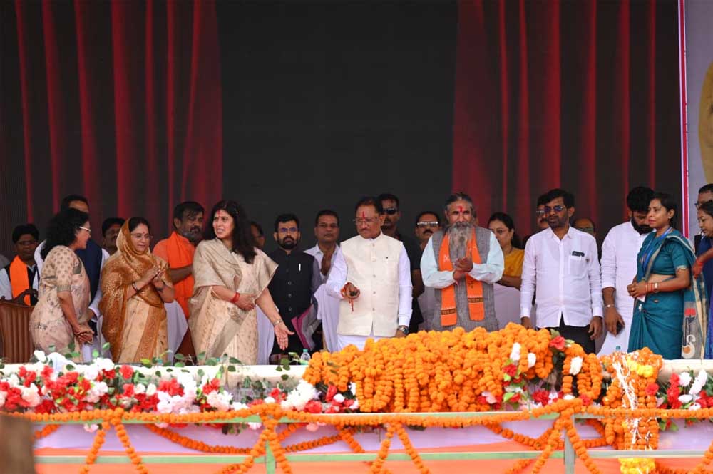 रक्षाबंधन से पहले ‘विष्णु भैया’ ने बहनों को दिया स्नेह और सम्मान का उपहार