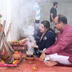 गौमाता और कृषि औजारों की पूजा-अर्चना कर अच्छी फसल व खुशहाली का कामना की