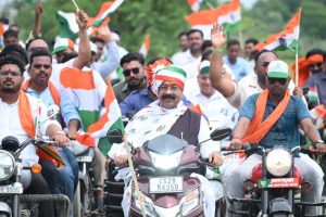 उप मुख्यमंत्री साव के नेतृत्व में 14 गांवों में निकली भव्य तिरंगा यात्रा, गूंजा देशभक्ति का जयघोष उप मुख्यमंत्री साव के नेतृत्व में 14 गांवों में निकली भव्य तिरंगा यात्रा, गूंजा देशभक्ति का जयघोष