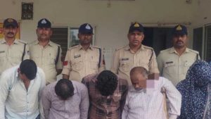 बड़वानी में ‘लुटेरी दुल्हन’ गैंग का खुलासा, शादी का सपना दिखाकर लूटते थे कैश-जेवर; पांच आरोपी गिरफ्तार