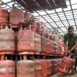नए LPG कनेक्शन पर बड़ा अपडेट! जानें कब से शुरू होगी बुकिंग और सरकार ने क्या कहा नए LPG कनेक्शन पर बड़ा अपडेट! जानें कब से शुरू होगी बुकिंग और सरकार ने क्या कहा
