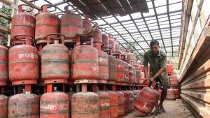 नए LPG कनेक्शन पर बड़ा अपडेट! जानें कब से शुरू होगी बुकिंग और सरकार ने क्या कहा नए LPG कनेक्शन पर बड़ा अपडेट! जानें कब से शुरू होगी बुकिंग और सरकार ने क्या कहा