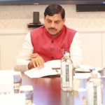 पहली बार कलेक्टर-कमिश्नर और विभाग प्रमुखों संग मंथन, मोहन सरकार बनाएगी फ्यूचर रोडमैप पहली बार कलेक्टर-कमिश्नर और विभाग प्रमुखों संग मंथन, मोहन सरकार बनाएगी फ्यूचर रोडमैप