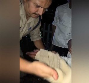 भिंड पुलिस की त्वरित कार्रवाई और अदम्य साहस से टला हादसा