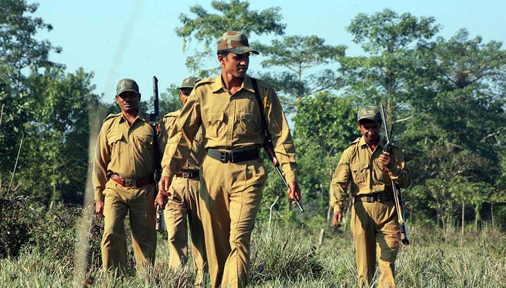 वन कर्मचारी पर हमला करने वालों के ऊपर रासुका लगाई जाए तत्काल गिरफ्तार किया जाए।