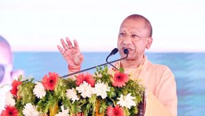 सीएम योगी का राखी पर बड़ा तोहफा! महिलाओं की बस यात्रा फ्री, एक साथी को भी मिलेगी Free Entry