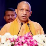 सीएम योगी ने किया बाढ़ प्रभावित इलाकों का हवाई निरीक्षण, 1500 परिवारों को वितरित की राहत सामग्री व चिकित्सकीय किट