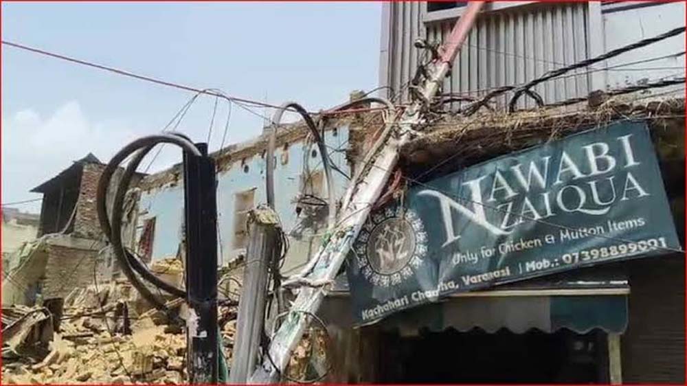 वाराणसी में अवैध निर्माण के खिलाफ कार्रवाई तेज, जायका रेस्टोरेंट पर VDA का एक्शन