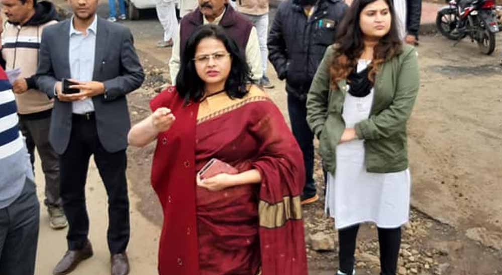 महिला एवं बाल विकास आयुक्त पद से हटाई गईं IAS निधि निवेदिता, अब उनके कई पुराने आदेश रद्द