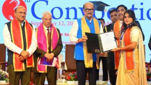 राज्यपाल डेका बोले- डिजिटल एडिक्शन आज हर दूसरे नशे से ज्यादा खतरनाक, ICFAI यूनिवर्सिटी के दीक्षांत समारोह में हुए शामिल राज्यपाल डेका बोले- डिजिटल एडिक्शन आज हर दूसरे नशे से ज्यादा खतरनाक, ICFAI यूनिवर्सिटी के दीक्षांत समारोह में हुए शामिल