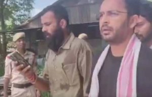 असम में आशुतोष रांका समेत CJP कार्यकर्ता हिरासत में, अभिजीत दीपके ने जताया विरोध