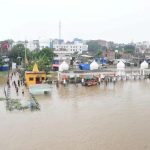 बिहार बाढ़: 190 सामुदायिक रसोई में 2.51 लाख लोगों को मिल रहा भोजन, 1429 नावें तैनात