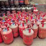 1 अक्टूबर से बिना Biometric e-KYC नहीं मिलेगा Subsidised LPG Refill, सरकार ने जारी किया नया नियम