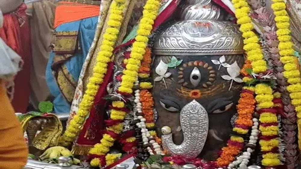 गणेश चतुर्थी पर इंदौर-उज्जैन में भव्य आयोजन, खजराना गणेश पहनेंगे 7 करोड़ के गहने; महाकाल का गणेश स्वरूप में श्रृंगार