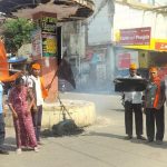 हिन्दू महासभा ने काले झंडों के साथ प्रदर्शन कर केंद्र सरकार का पुतला जलाया ,