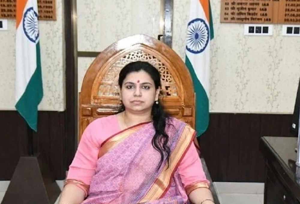 UP कैडर की 2013 बैच की IAS दिव्या मित्तल ने छोड़ी सेवा, केंद्र सरकार ने मंजूर किया इस्तीफा