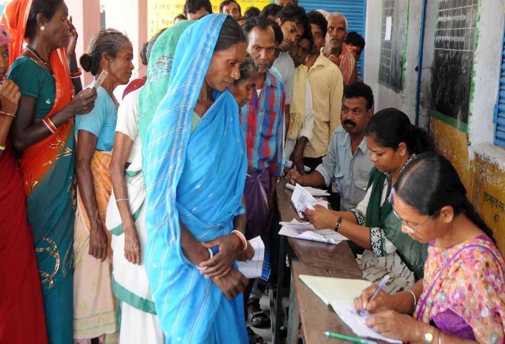 2029 में देशभर में बढ़ सकते हैं पोलिंग स्टेशन, करीब 15.38 लाख मतदान केंद्रों का अनुमान 2029 में देशभर में बढ़ सकते हैं पोलिंग स्टेशन, करीब 15.38 लाख मतदान केंद्रों का अनुमान