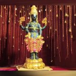 कचहरी चौक में सजा भव्य गणेश दरबार, 100 फीट के पंडाल में गणेश संग बालाजी और जगन्नाथ के दर्शन कचहरी चौक में सजा भव्य गणेश दरबार, 100 फीट के पंडाल में गणेश संग बालाजी और जगन्नाथ के दर्शन