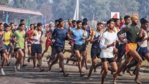 UP पुलिस भर्ती: 32,679 पदों के लिए PET 1 अक्टूबर से, जानें दौड़ का नियम