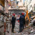सत्य निकेतन हादसे के बाद MCD की बड़ी कार्रवाई, 11 प्रॉपर्टी पर बुलडोजर और 4 सील