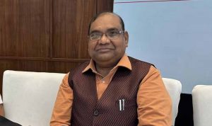 सपा सरकार की नीतियों पर बृजलाल का हमला, फैसलों को बताया ‘ओपन कम्युनल कांस्पीरेसी’ सपा सरकार की नीतियों पर बृजलाल का हमला, फैसलों को बताया ‘ओपन कम्युनल कांस्पीरेसी’