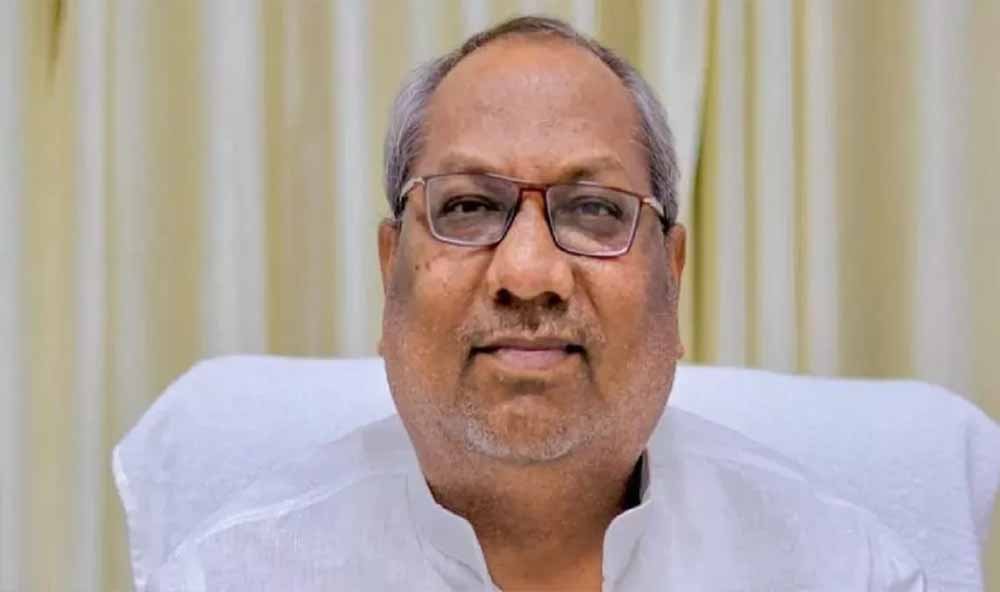 ‘हक मांगने पर गोलियां चलवाईं, अब हितैषी बनने का ढोंग’- सपा पर संजय निषाद का वार ‘हक मांगने पर गोलियां चलवाईं, अब हितैषी बनने का ढोंग’- सपा पर संजय निषाद का वार
