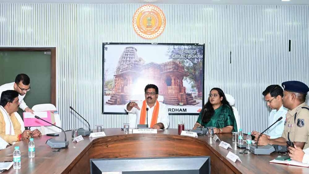 उप मुख्यमंत्री शर्मा ने गौधन की सुरक्षा, देखभाल एवं संरक्षण के लिए ठोस व्यवस्था बनाने के निर्देश उप मुख्यमंत्री शर्मा ने गौधन की सुरक्षा, देखभाल एवं संरक्षण के लिए ठोस व्यवस्था बनाने के निर्देश
