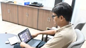 सरिया में विकास कार्यों की प्रगति पर मंथन, ओपी चौधरी ने अधिकारियों को दिए दिशा-निर्देश