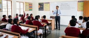 शिक्षा व्यवस्था सुधारने की नई पहल, बिहार के मॉडल स्कूलों में अधिकारी निभाएंगे शिक्षक की भूमिका