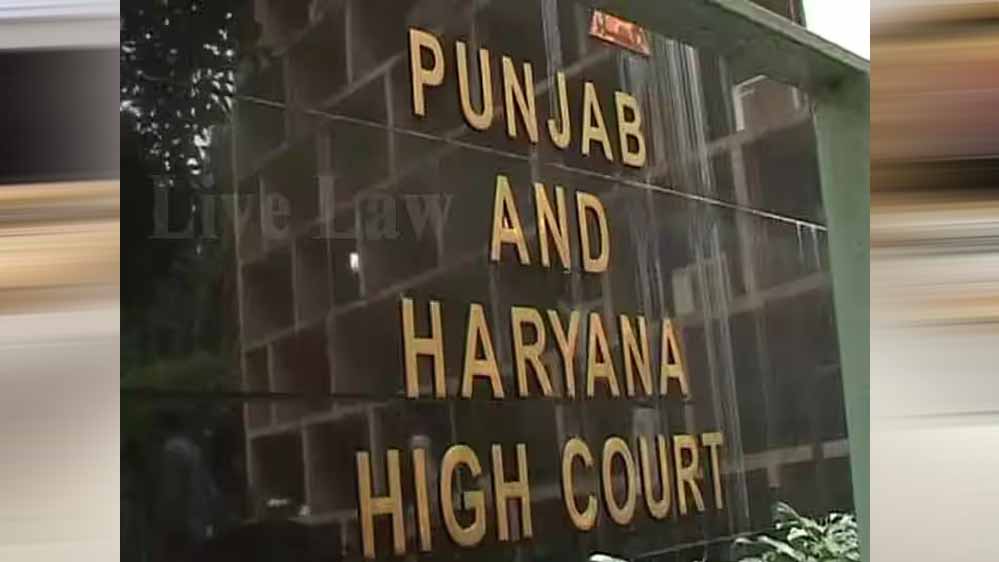 42 साल बाद मिला पेंशन का अधिकार, हाईकोर्ट ने सेना से निकाले गए जवान की विधवा के पक्ष में सुनाया फैसला 42 साल बाद मिला पेंशन का अधिकार, हाईकोर्ट ने सेना से निकाले गए जवान की विधवा के पक्ष में सुनाया फैसला