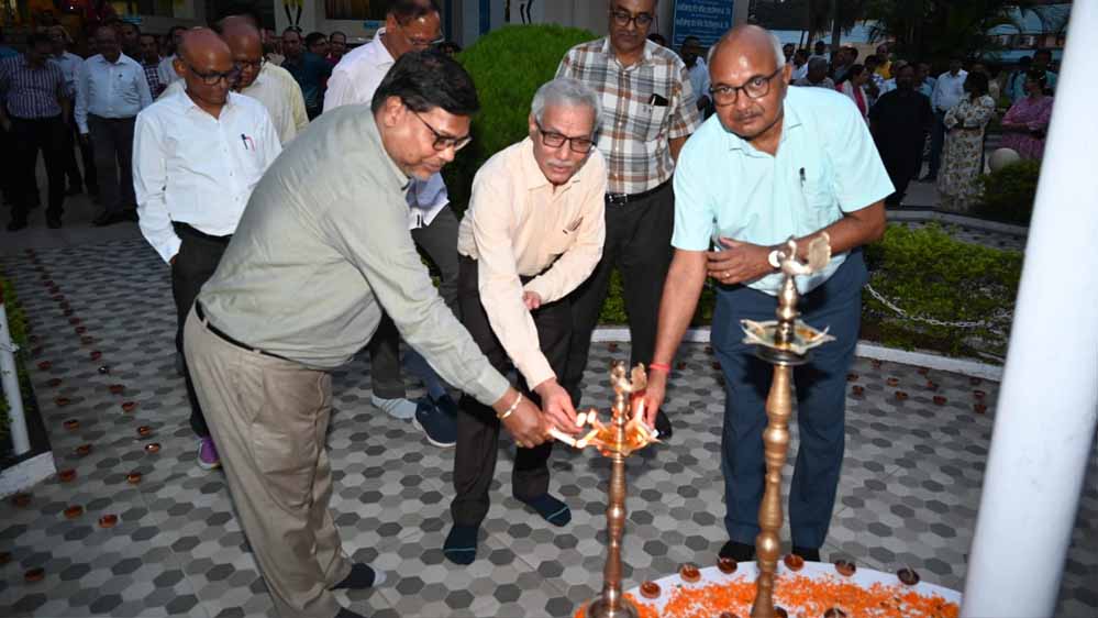 सेवा संकल्प’ अभियान को मिला नया संदेश, पॉवर कंपनी के MD ने जलाया संकल्प का दीपक