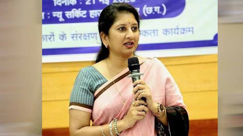 छात्र को तंत्र क्रिया के आरोप में TC देने का मामला, आयोग ने लिया कड़ा संज्ञान छात्र को तंत्र क्रिया के आरोप में TC देने का मामला, आयोग ने लिया कड़ा संज्ञान