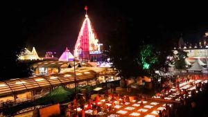 महाकाल की नगरी उज्जैन के नाम नया विश्व रिकॉर्ड, 33,27,125 दीपों से जगमगाया शहर महाकाल की नगरी उज्जैन के नाम नया विश्व रिकॉर्ड, 33,27,125 दीपों से जगमगाया शहर