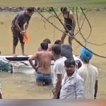 बगलामुखी मंदिर दर्शन को गए 8 श्रद्धालुओं की मौत, नाले में गिरी कार बगलामुखी मंदिर दर्शन को गए 8 श्रद्धालुओं की मौत, नाले में गिरी कार