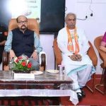 डेका का सफलता मंत्र: वर्तमान पर ध्यान दें, सीखना न छोड़ें और समाज के काम आएं