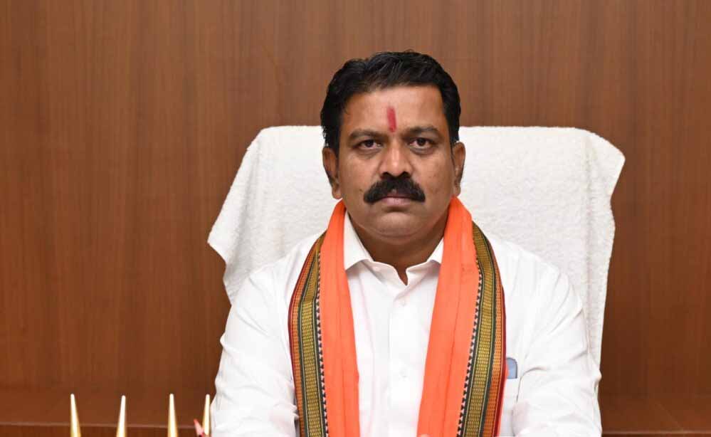 VB-G RAM G: जल संरक्षण से सड़क और रोजगार तक 375 काम होंगे मंजूर, विजय शर्मा ने बताया पूरा प्लान VB-G RAM G: जल संरक्षण से सड़क और रोजगार तक 375 काम होंगे मंजूर, विजय शर्मा ने बताया पूरा प्लान