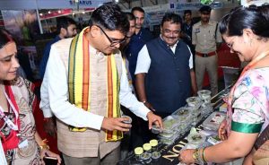 छोटे उद्योगों और MSME को मिलेगा बढ़ावा, वित्त मंत्री ओपी चौधरी बोले- रोजगार और निवेश बढ़ाना सरकार की प्राथमिकता छोटे उद्योगों और MSME को मिलेगा बढ़ावा, वित्त मंत्री ओपी चौधरी बोले- रोजगार और निवेश बढ़ाना सरकार की प्राथमिकता