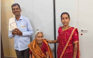 81 वर्षीय सोनकुंवर के लिए आसान हुआ बेटे के नाम जमीन का हस्तांतरण 81 वर्षीय सोनकुंवर के लिए आसान हुआ बेटे के नाम जमीन का हस्तांतरण