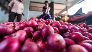 दिल्लीवासियों को राहत, सरकारी दुकानों और वैन से 35 रुपये किलो मिलेगा प्याज