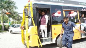 ₹200 में करें उज्जैन के बड़े मंदिरों की सैर, CM यादव ने ई-बस में किया सफर