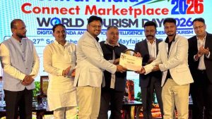 पर्यटन के नक्शे पर चमका जशपुर, ‘ट्रिप्पी हिल्स’ को मिला बड़ा सम्मान पर्यटन के नक्शे पर चमका जशपुर, ‘ट्रिप्पी हिल्स’ को मिला बड़ा सम्मान